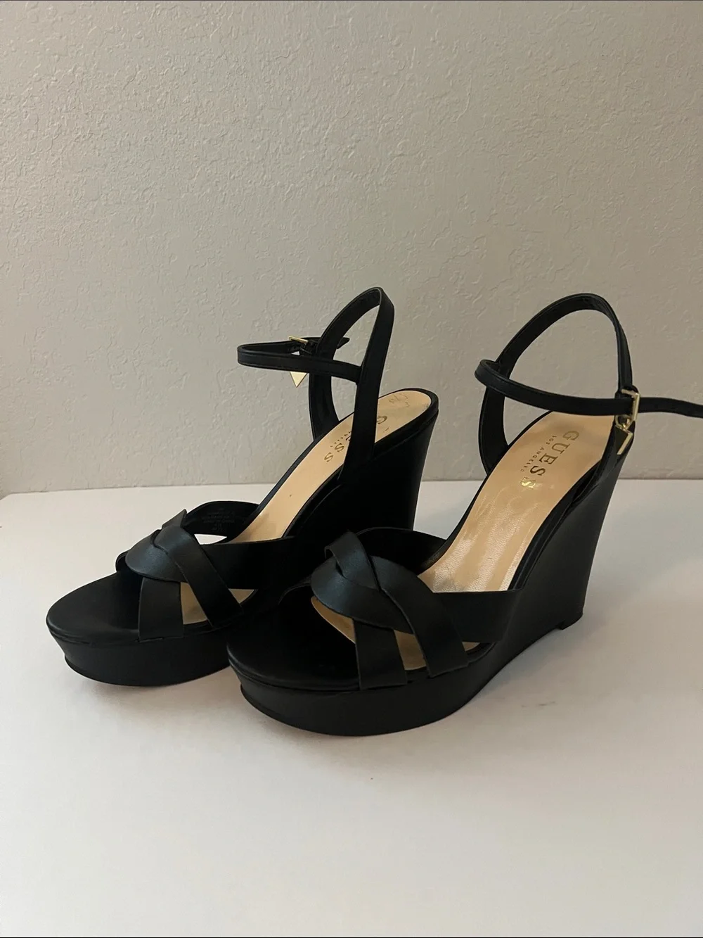 Brand new - -Guess wedges